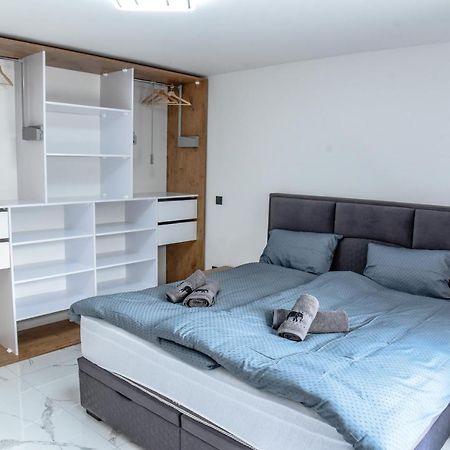 Luxury Villa M&B توزلا المظهر الخارجي الصورة