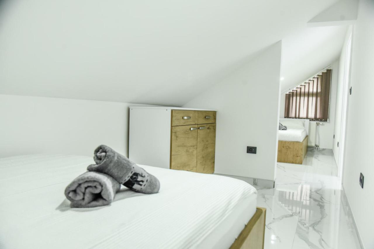 Luxury Villa M&B توزلا المظهر الخارجي الصورة