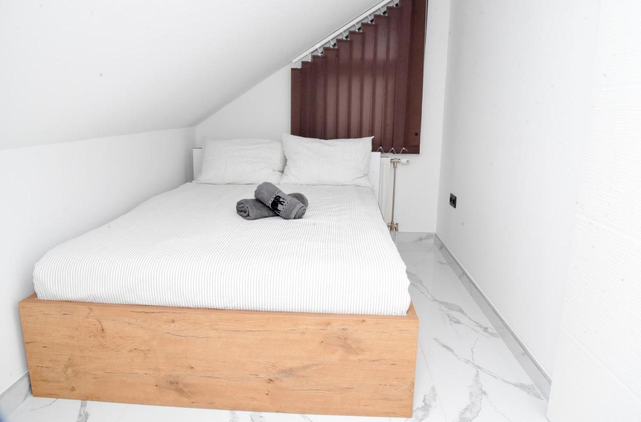 Luxury Villa M&B توزلا المظهر الخارجي الصورة