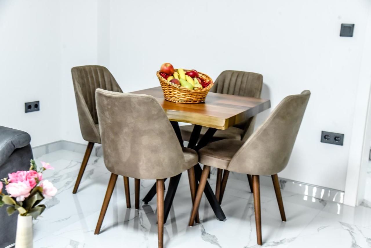 Luxury Villa M&B توزلا المظهر الخارجي الصورة