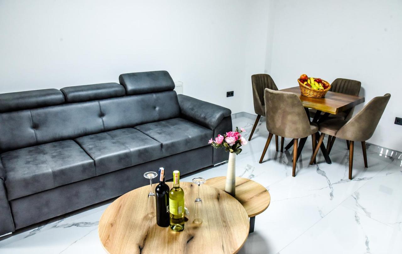 Luxury Villa M&B توزلا المظهر الخارجي الصورة